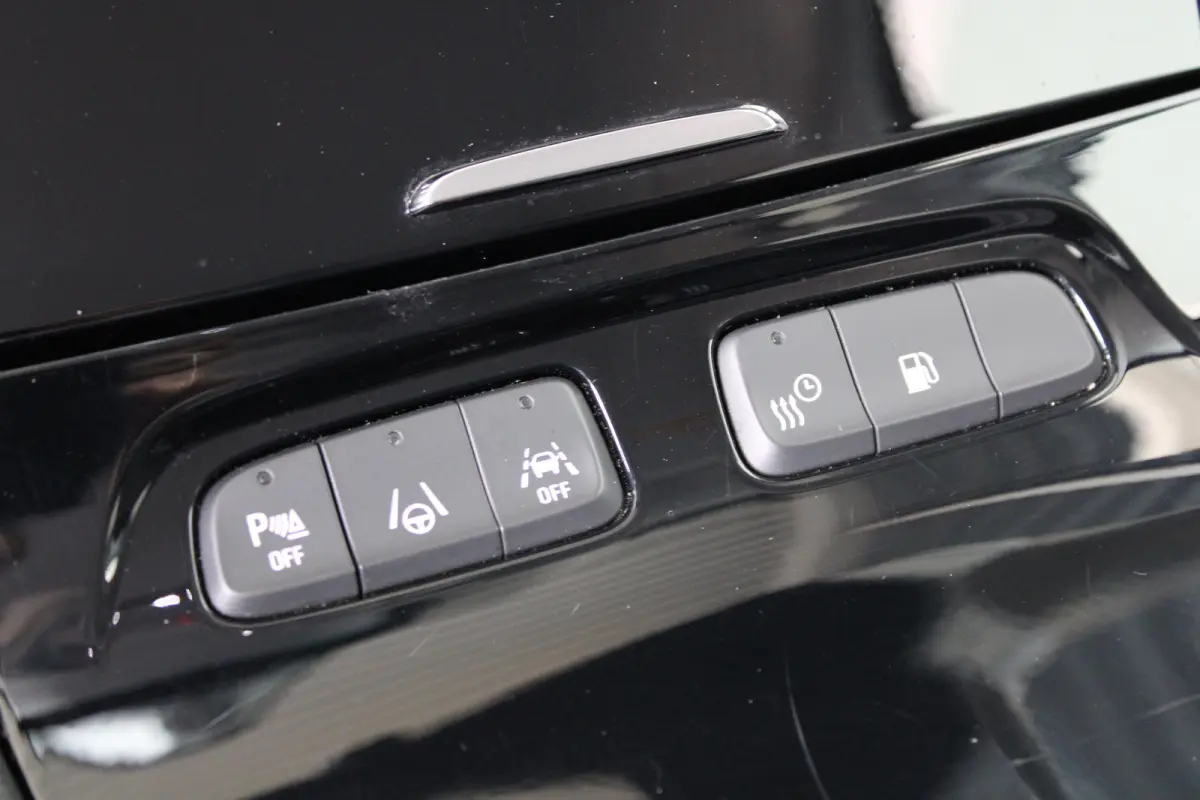 1.6 Turbo Plug-In Hybrid GS Line | Stoel- stuurwielverwarming | Adapt. Cruise control | Dode hoek sensoren | AFL led matrix koplampen |