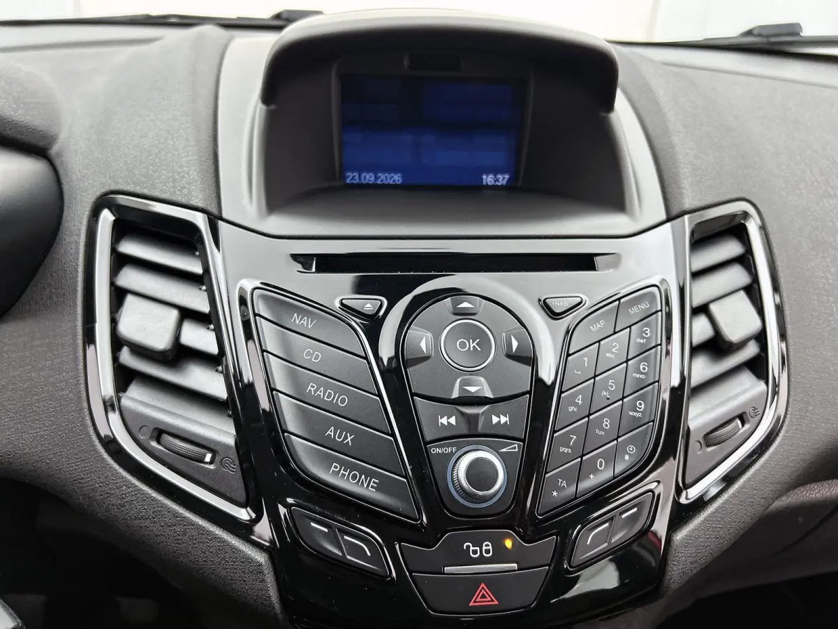 1.0 EcoBoost Titanium | Airco | Parkeersensoren |