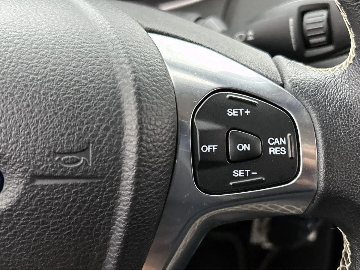 1.0 EcoBoost Titanium | Airco | Parkeersensoren |