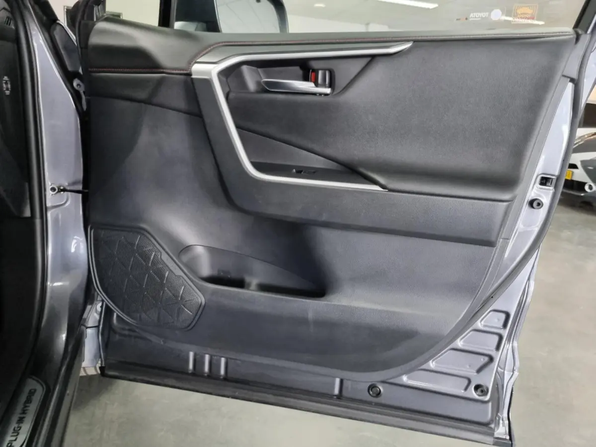 2.5 Plug-in Hybrid AWD Bi-Tone Plus / JBL / HUD / BSM