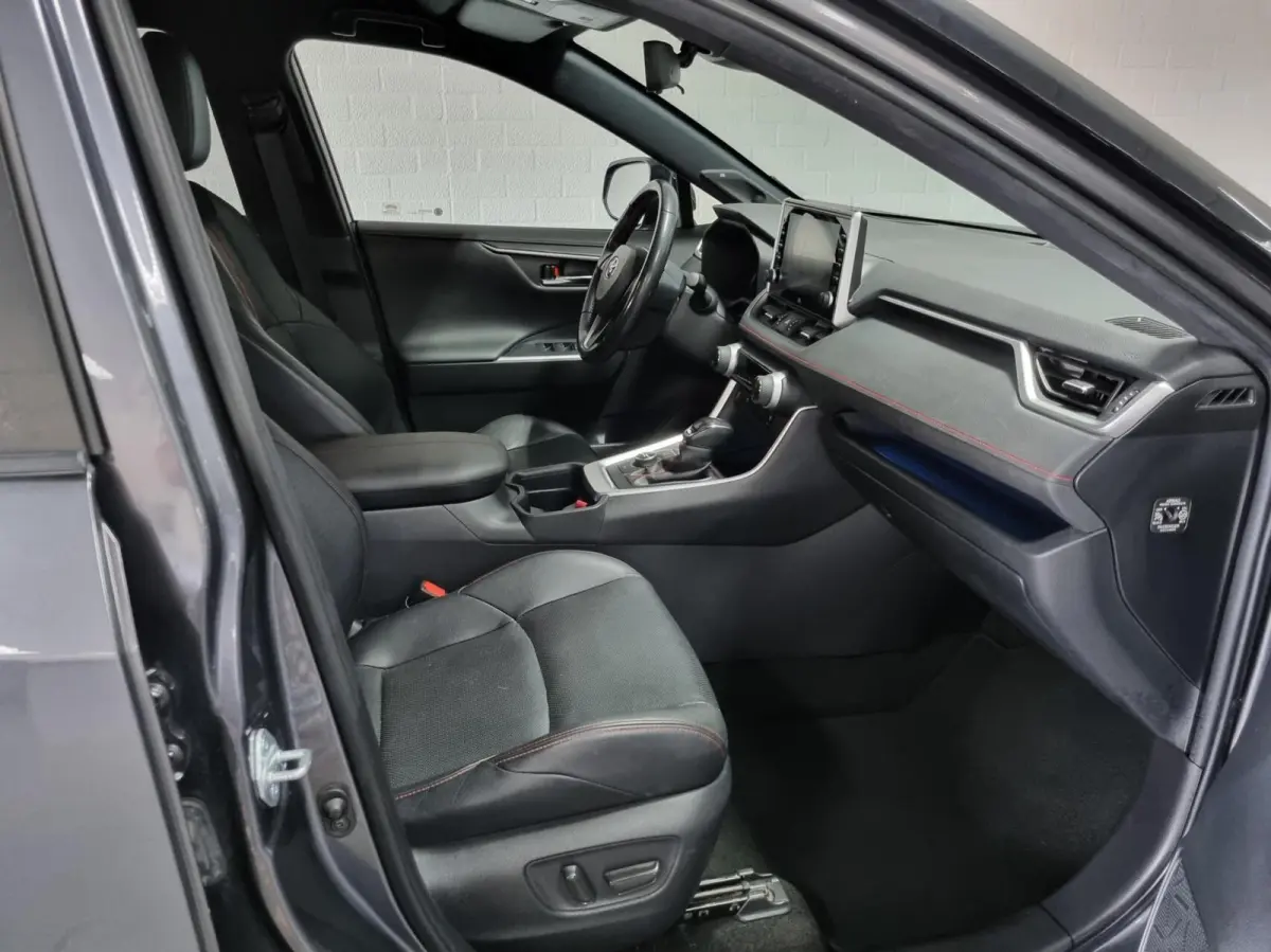 2.5 Plug-in Hybrid AWD Bi-Tone Plus / JBL / HUD / BSM