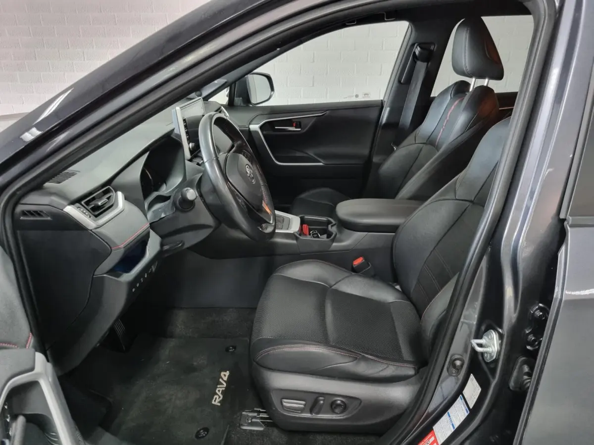 2.5 Plug-in Hybrid AWD Bi-Tone Plus / JBL / HUD / BSM