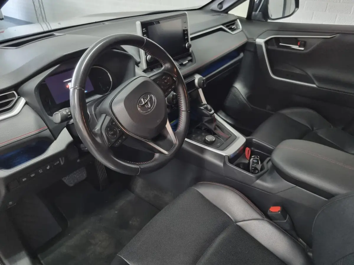 2.5 Plug-in Hybrid AWD Bi-Tone Plus / JBL / HUD / BSM