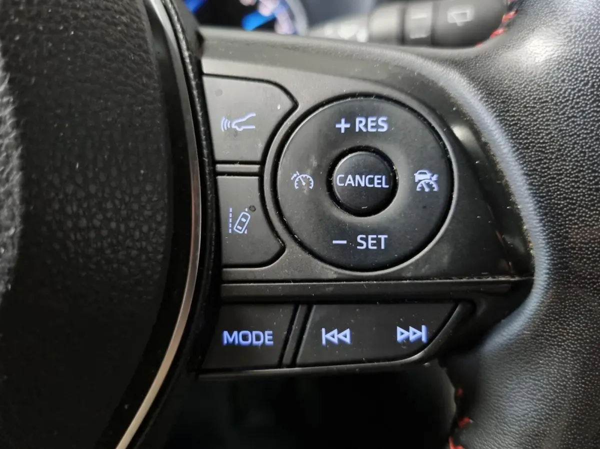 2.5 Plug-in Hybrid AWD Bi-Tone Plus / JBL / HUD / BSM