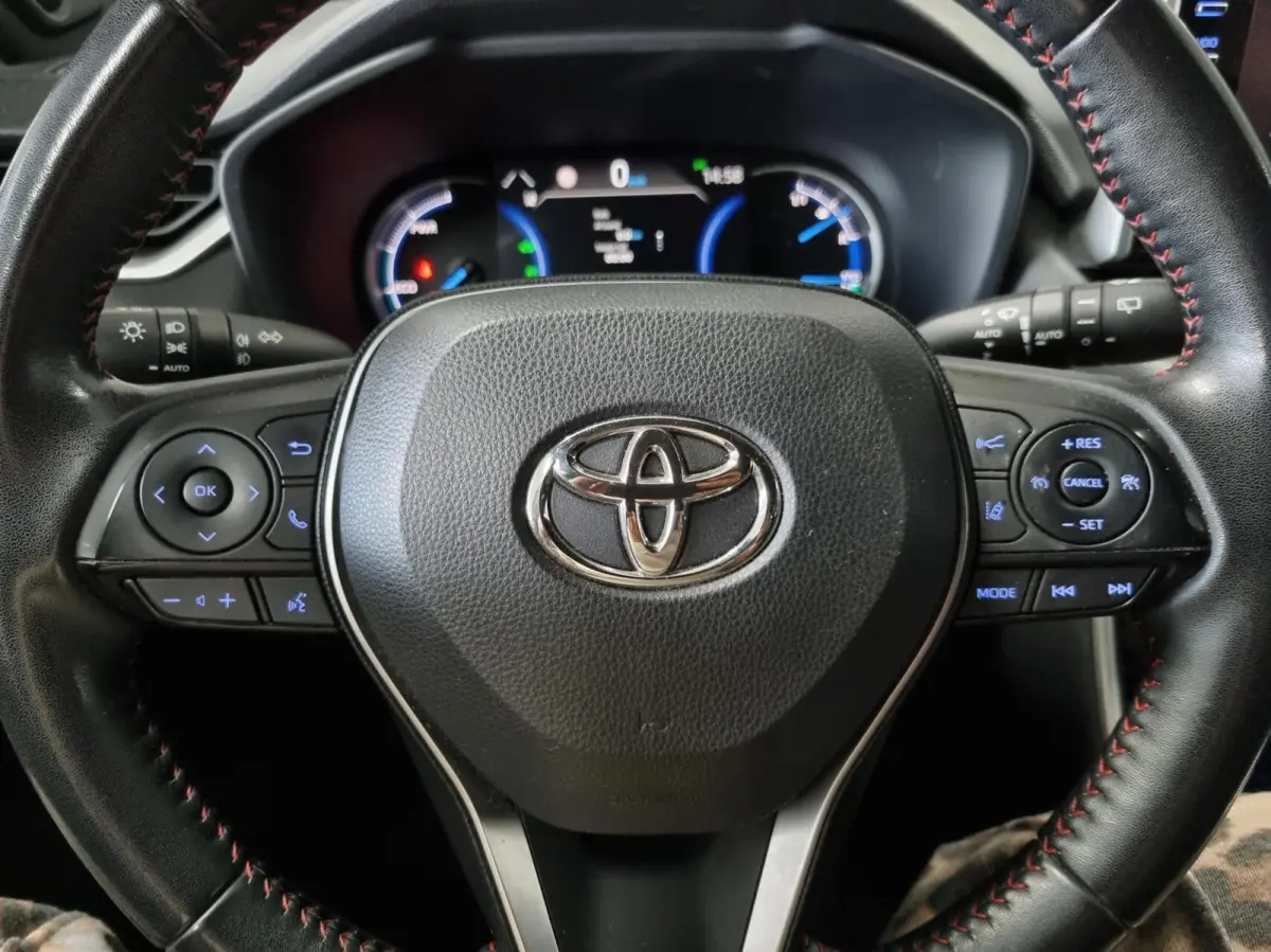 2.5 Plug-in Hybrid AWD Bi-Tone Plus / JBL / HUD / BSM