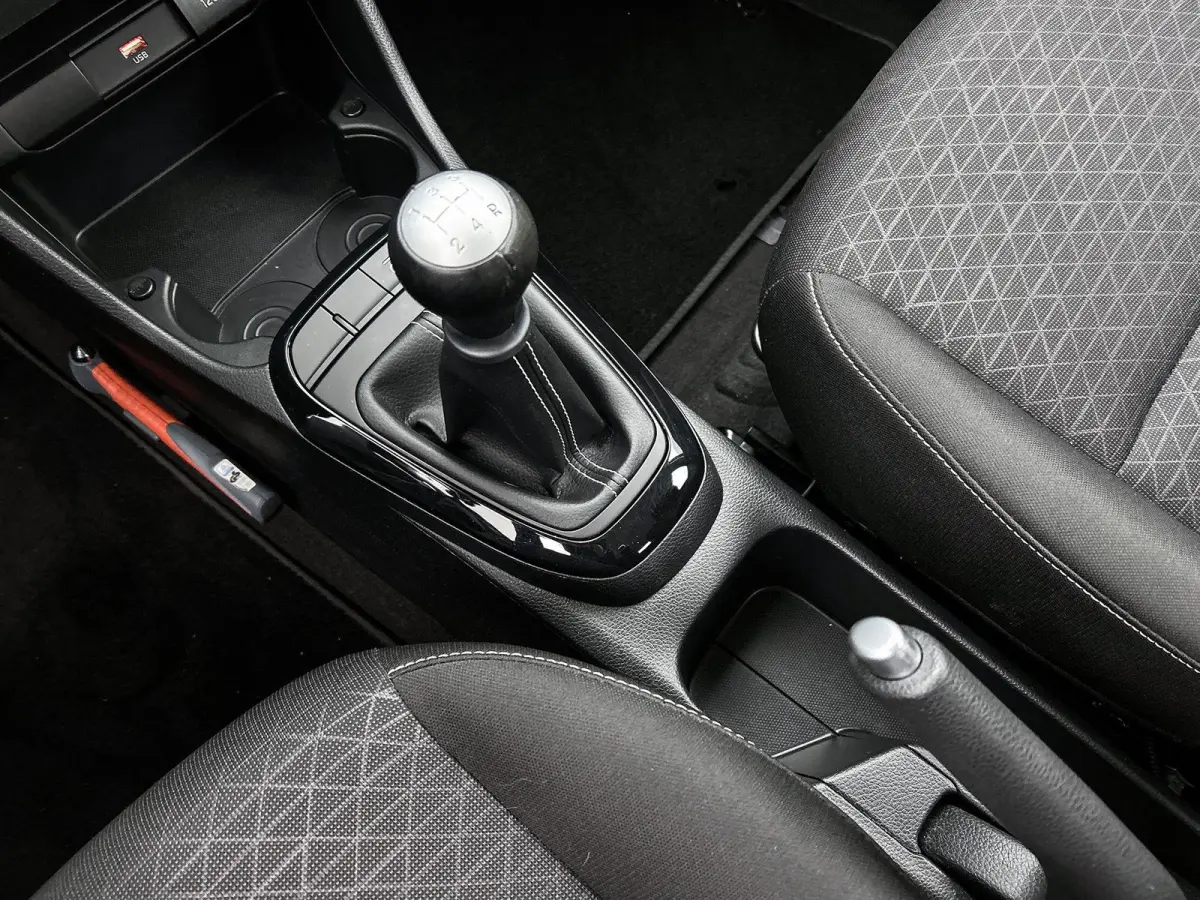 1.0 DPi DynamicLine | Apple Carplay / Android Auto | Achteruitrijcamera | Airco |