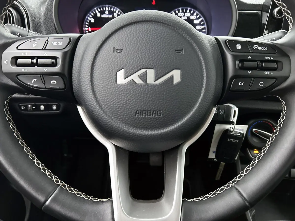 1.0 DPi DynamicLine | Apple Carplay / Android Auto | Achteruitrijcamera | Airco |