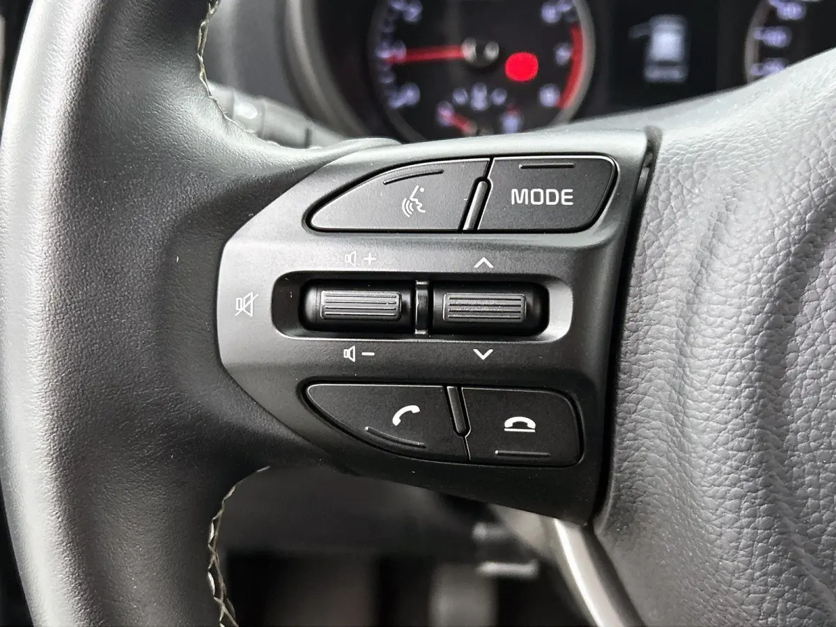 1.0 DPi DynamicLine | Apple Carplay / Android Auto | Achteruitrijcamera | Airco |