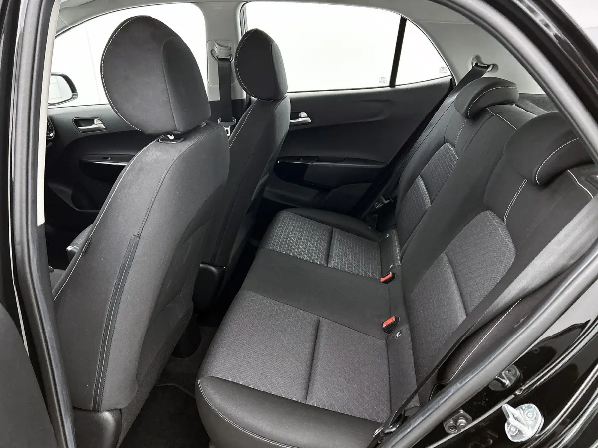 1.0 DPi DynamicLine | Apple Carplay / Android Auto | Achteruitrijcamera | Airco |