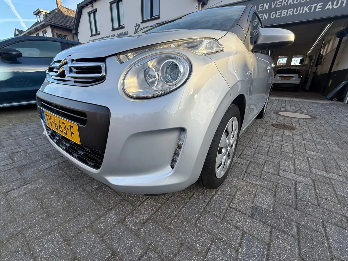 1.0 VTi Feel, Airco,Stuurbekrachtiging,Extra getint glas,Elektr.ramen en spiegels