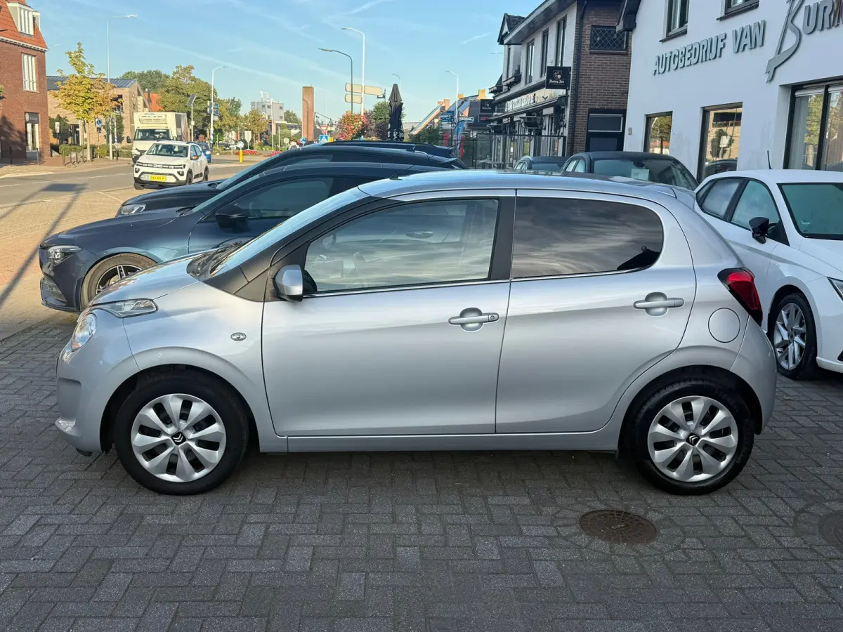 1.0 VTi Feel, Airco,Stuurbekrachtiging,Extra getint glas,Elektr.ramen en spiegels