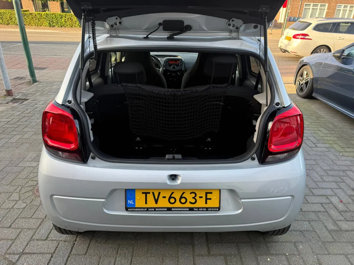 1.0 VTi Feel, Airco,Stuurbekrachtiging,Extra getint glas,Elektr.ramen en spiegels