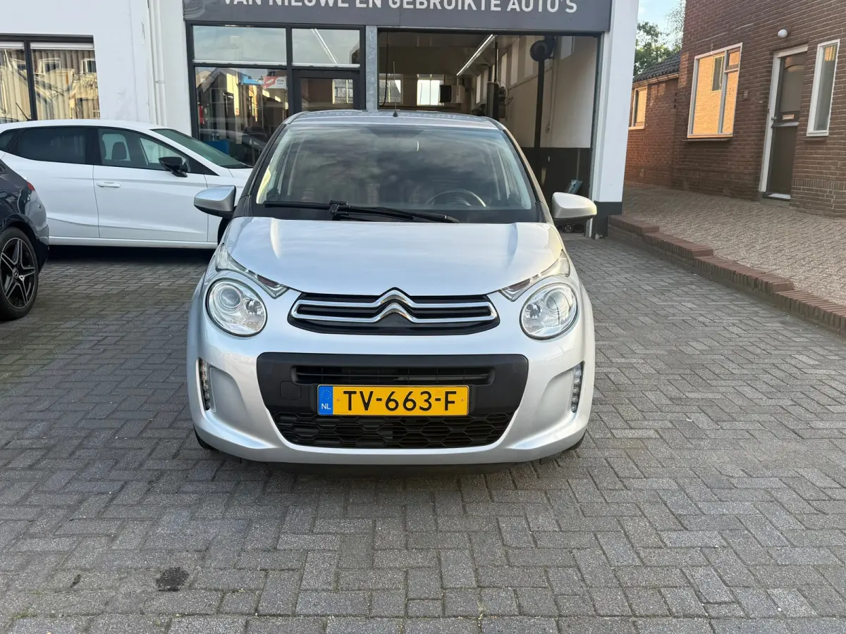 1.0 VTi Feel, Airco,Stuurbekrachtiging,Extra getint glas,Elektr.ramen en spiegels