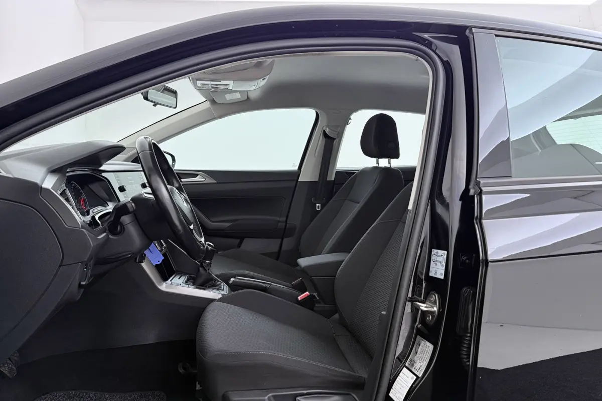 1.0 MPI Comfortline | Org NL | CarPlay | Cruise Control | 17" Velgen |
