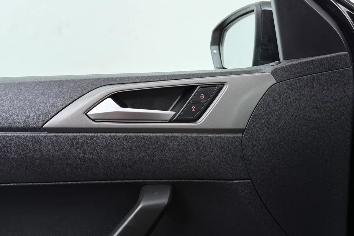 1.0 MPI Comfortline | Org NL | CarPlay | Cruise Control | 17" Velgen |