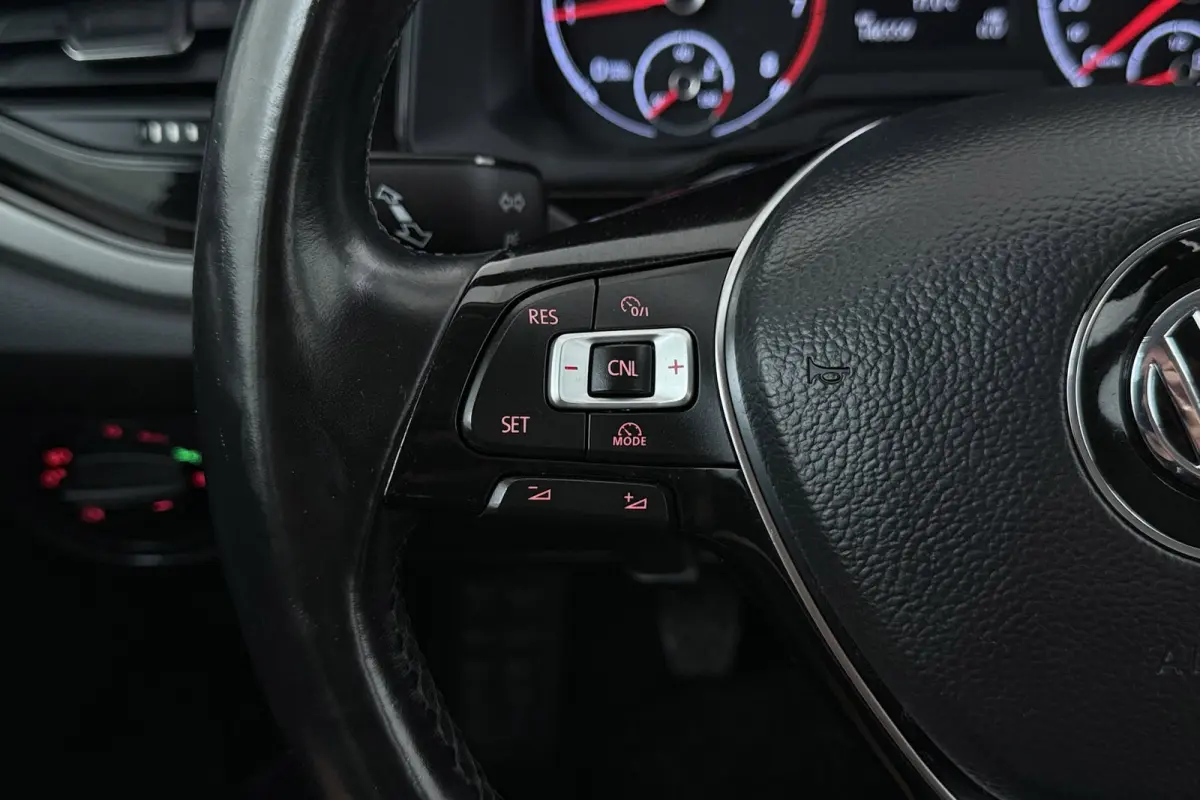 1.0 MPI Comfortline | Org NL | CarPlay | Cruise Control | 17" Velgen |