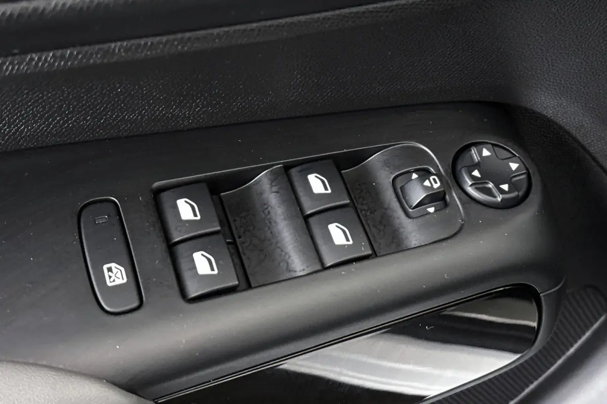 1.2 PureTech Business Plus Automaat Pano Stoelverwarming Trekhaak