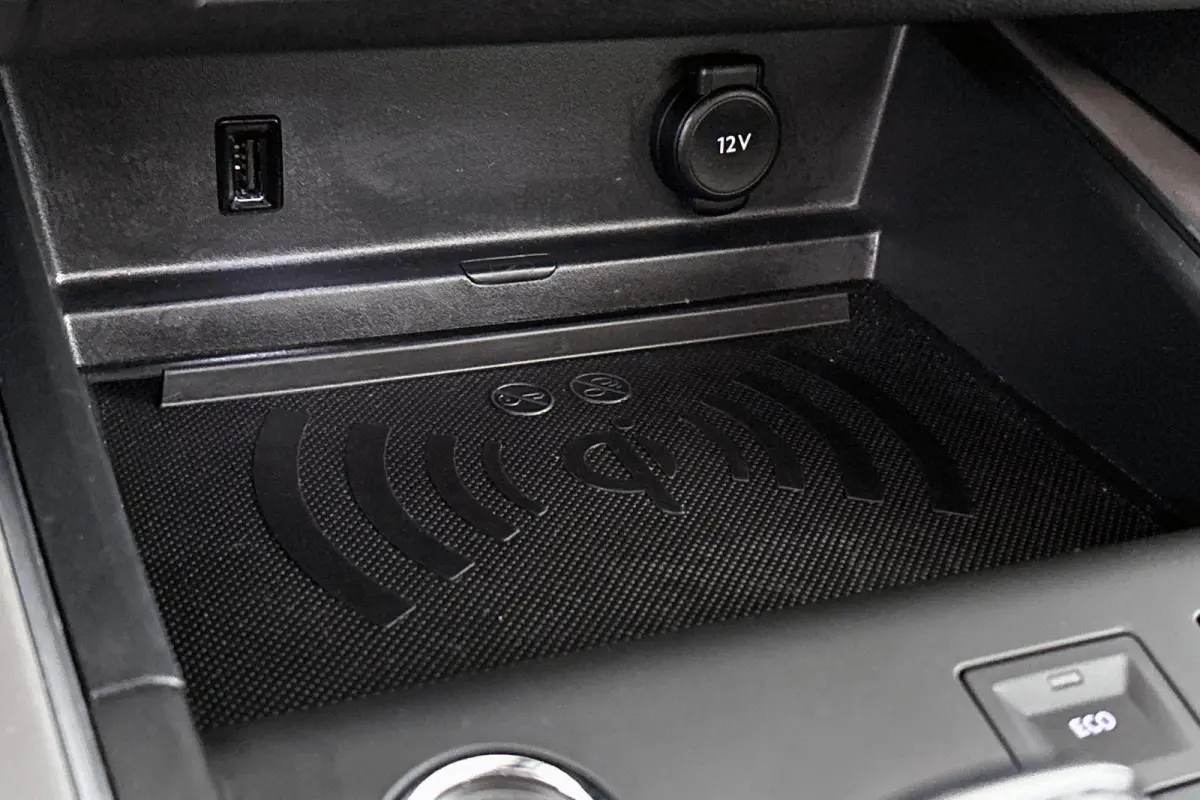 1.2 PureTech Business Plus Automaat Pano Stoelverwarming Trekhaak