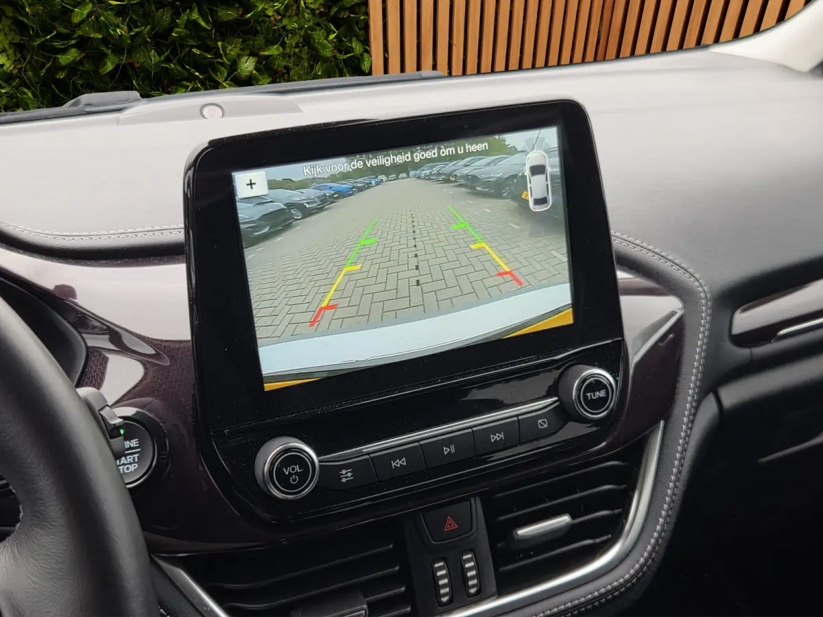 Vignale Keyless | Carplay | Adaptieve cruise | Camera | Stuur- stoelverw. | Half Leder | 17"