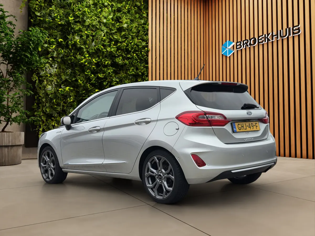 Vignale Keyless | Carplay | Adaptieve cruise | Camera | Stuur- stoelverw. | Half Leder | 17"