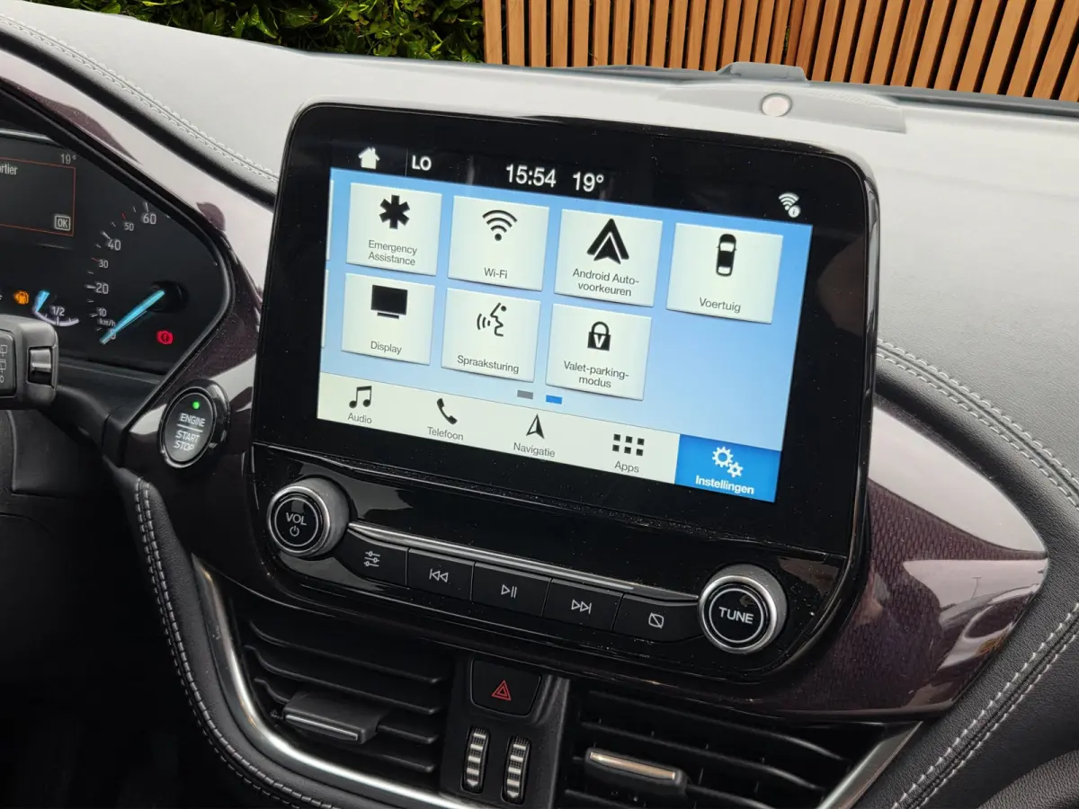 Vignale Keyless | Carplay | Adaptieve cruise | Camera | Stuur- stoelverw. | Half Leder | 17"