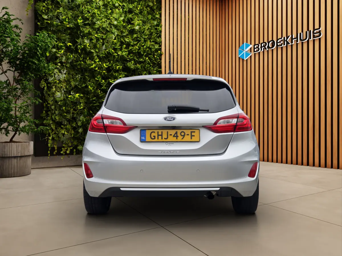 Vignale Keyless | Carplay | Adaptieve cruise | Camera | Stuur- stoelverw. | Half Leder | 17"