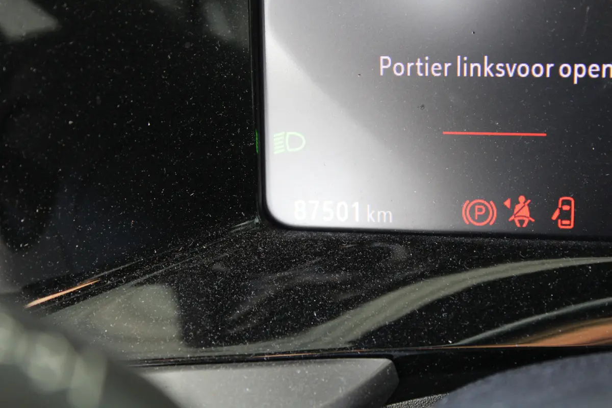 1.2 Turbo Ultimate | Trekhaak | Alcantara | 18 inch | Stoel- stuurwielverwarming | Apple carplay | Matrix led koplampen |