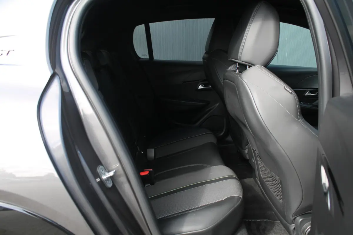 1.2 PureTech GT | Navi | Camera | Keyless
