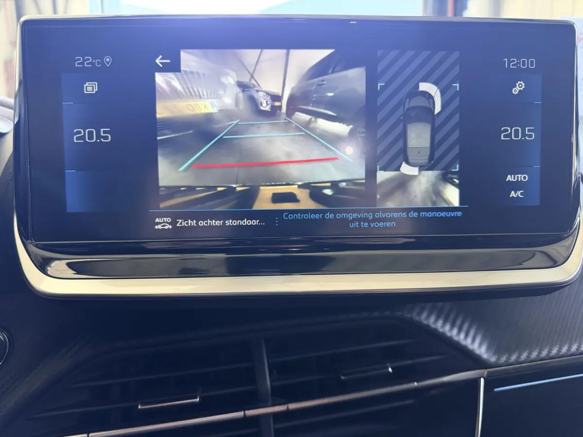 1.2 PureTech GT | Navi | Camera | Keyless