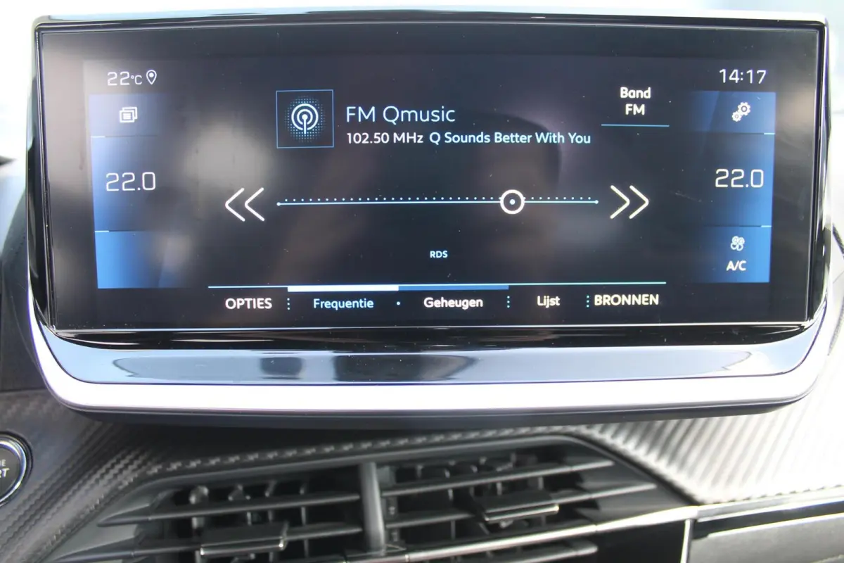 1.2 PureTech GT | Navi | Camera | Keyless
