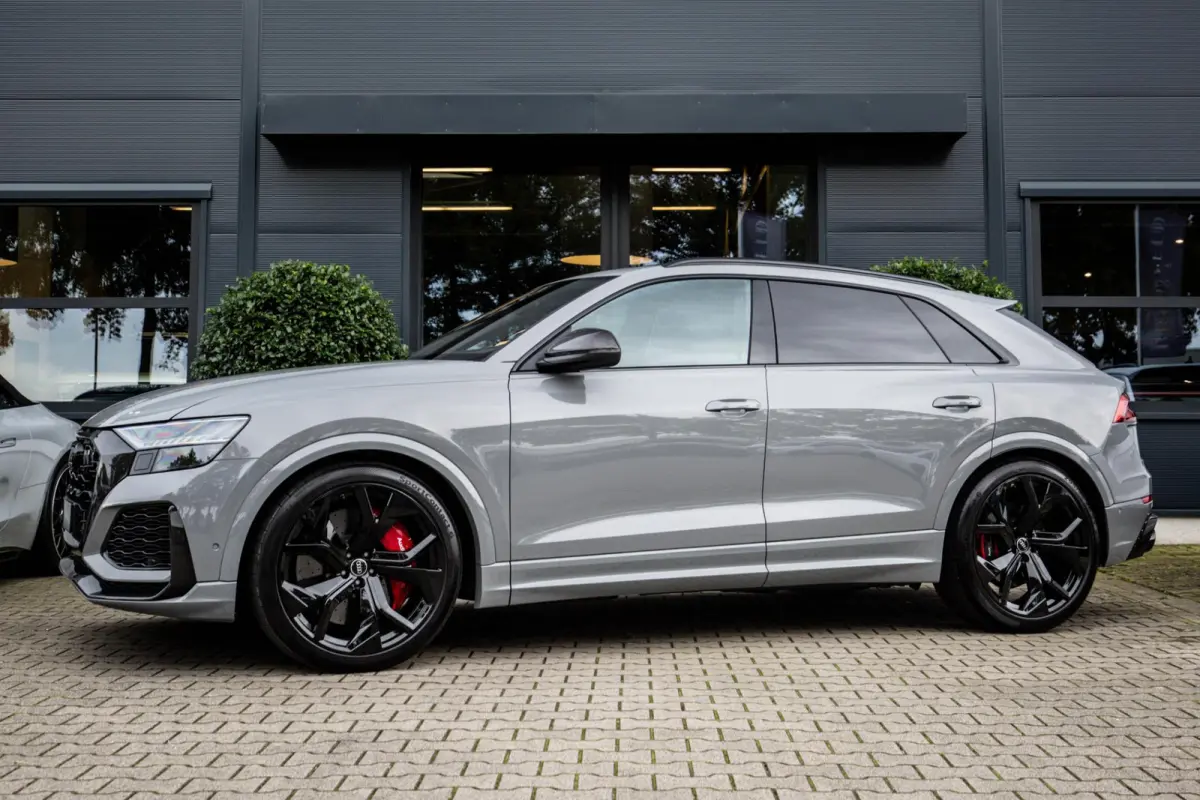 RSQ8 4.0 TFSI 600pk, B&O High-End, Full-options