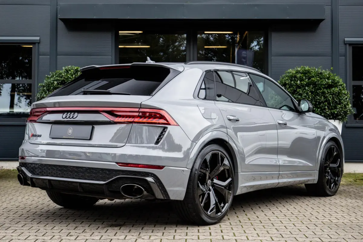 RSQ8 4.0 TFSI 600pk, B&O High-End, Full-options