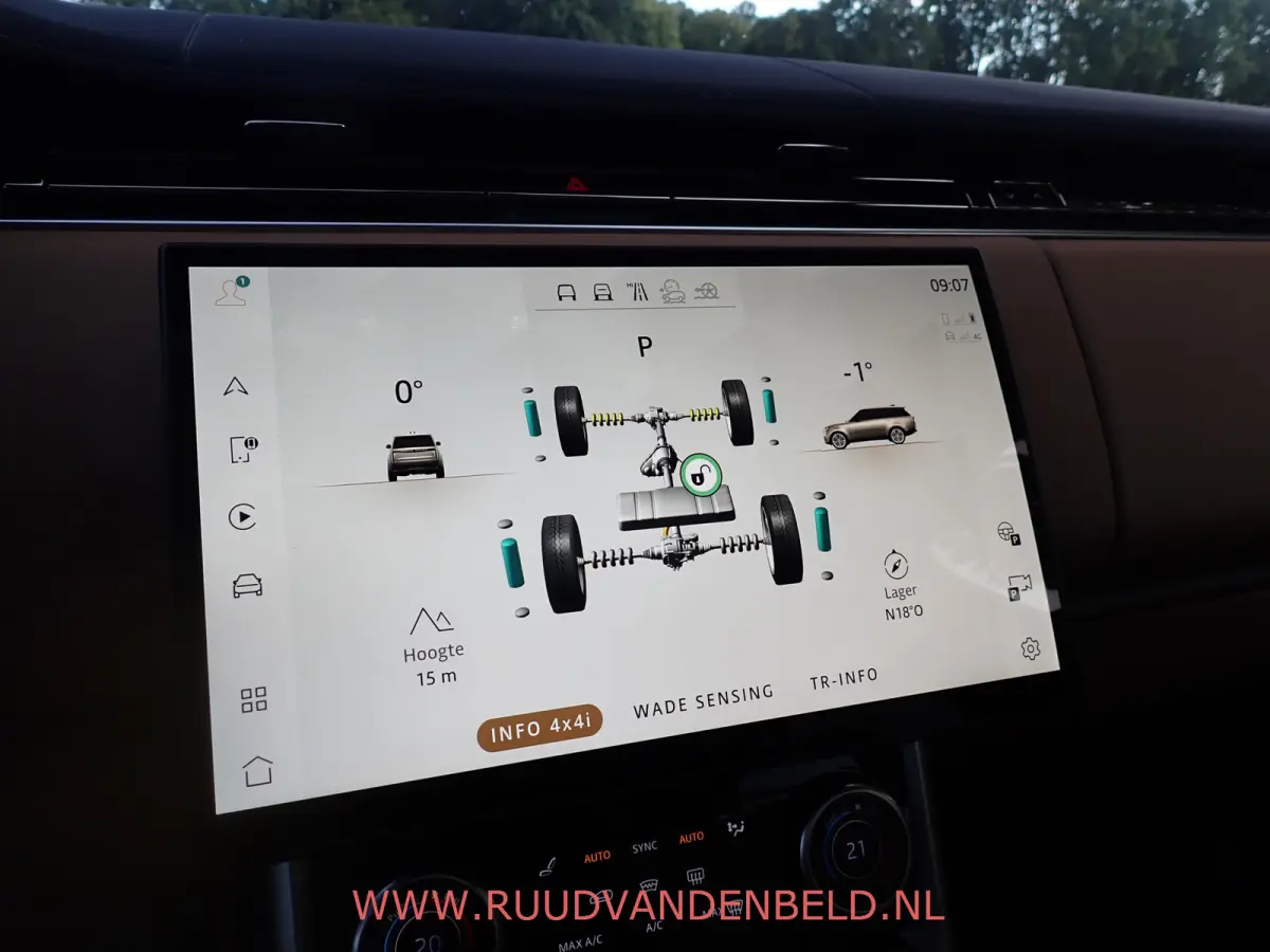 3.0 P440e HSE PHEV !! FABRIEKSGARANTIE TOT 9/2028 !! / SOH 91% / 360* / HEAD-UP / PANO / ACC /