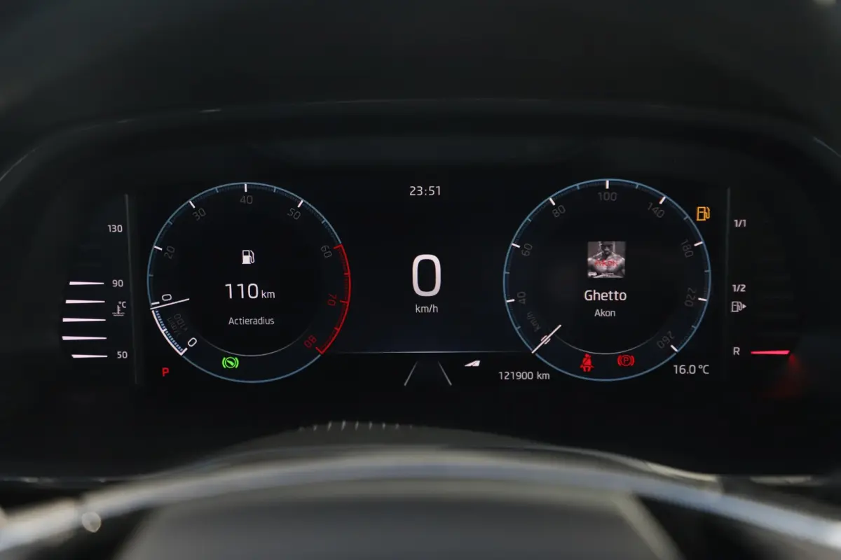 1.0 e-TSI Business Edition 110PK Automaat Navigatie Carplay Stoelverwarming Climate Cruise Elektrische Achterklep