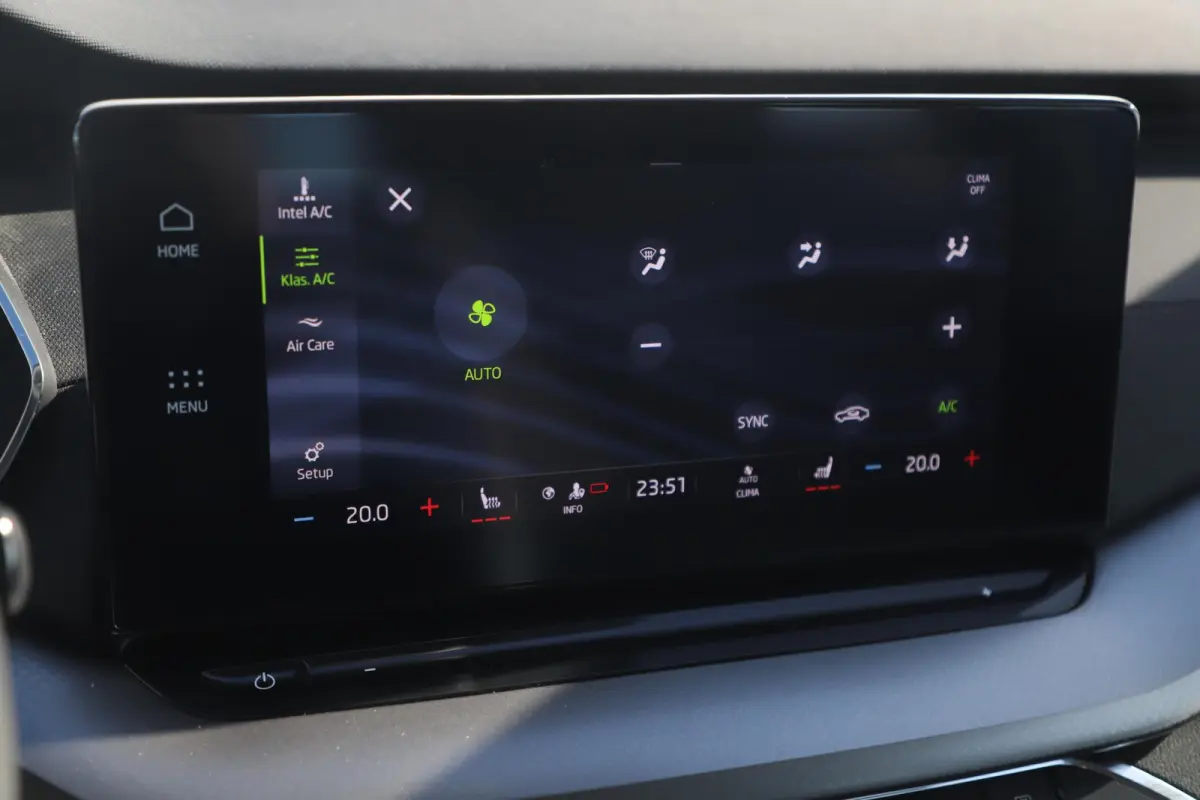 1.0 e-TSI Business Edition 110PK Automaat Navigatie Carplay Stoelverwarming Climate Cruise Elektrische Achterklep