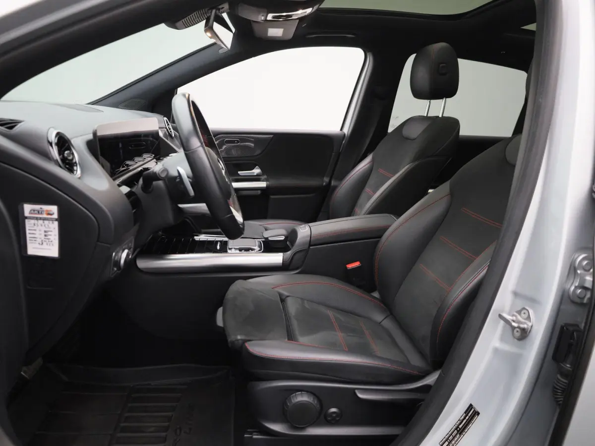 180 Business Solution AMG | Wordt Verwacht | Automaat | Apple Carplay / Android Auto | Panoramadak | Achteruitrijcamera | Parkeersensoren | Stoelverwarming |