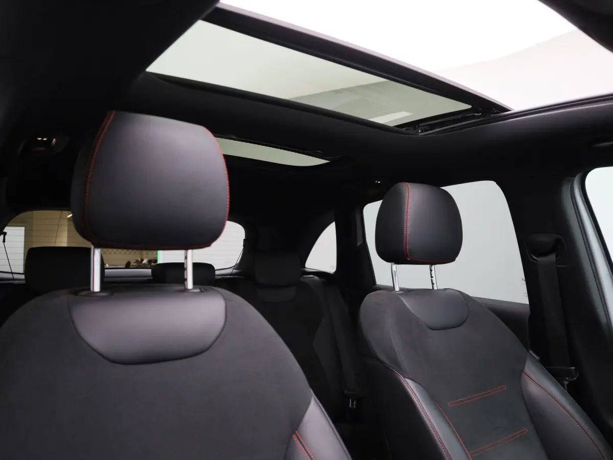 180 Business Solution AMG | Wordt Verwacht | Automaat | Apple Carplay / Android Auto | Panoramadak | Achteruitrijcamera | Parkeersensoren | Stoelverwarming |