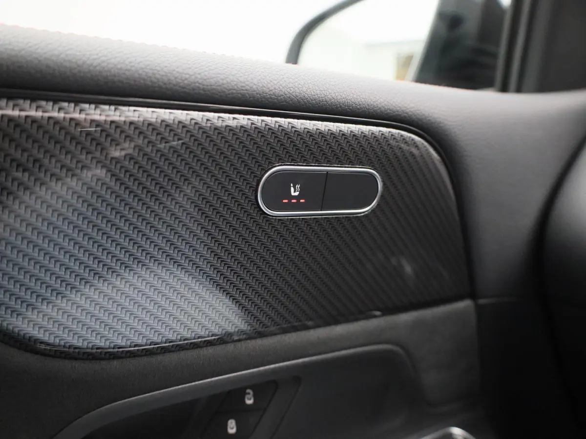 180 Business Solution AMG | Wordt Verwacht | Automaat | Apple Carplay / Android Auto | Panoramadak | Achteruitrijcamera | Parkeersensoren | Stoelverwarming |