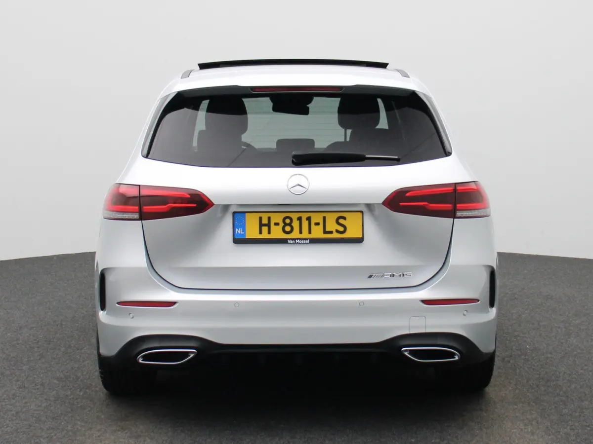 180 Business Solution AMG | Wordt Verwacht | Automaat | Apple Carplay / Android Auto | Panoramadak | Achteruitrijcamera | Parkeersensoren | Stoelverwarming |