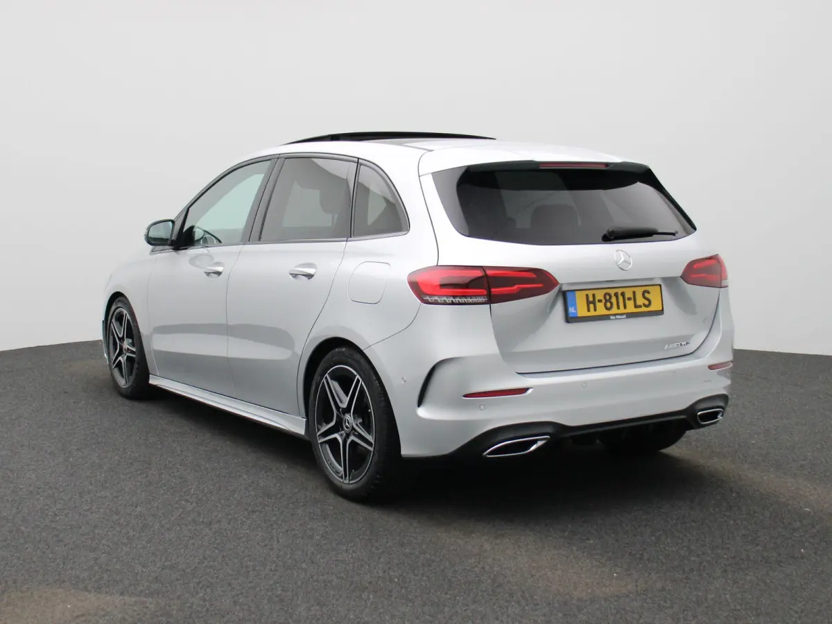 180 Business Solution AMG | Wordt Verwacht | Automaat | Apple Carplay / Android Auto | Panoramadak | Achteruitrijcamera | Parkeersensoren | Stoelverwarming |