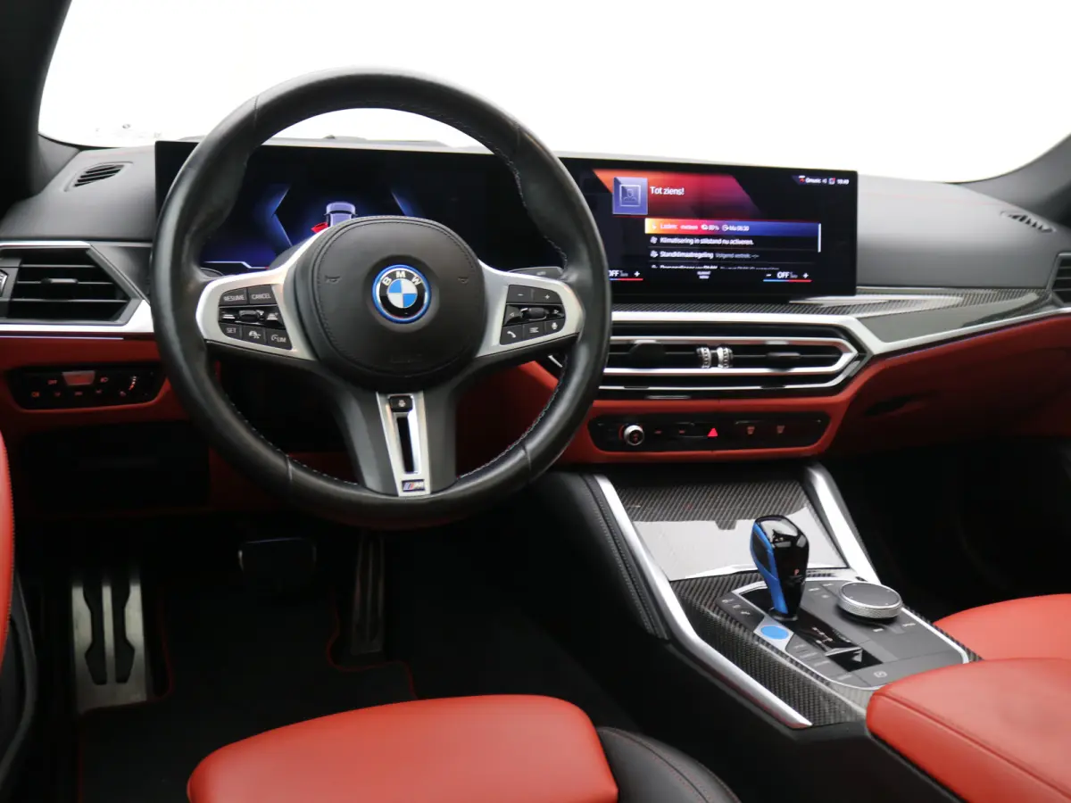 M50 High Executive 84 kWh / AWD / 544PK / 450 km WLTP / Warmtepomp / 3 Fase laden / M-Performance pakket / Harman Kardon / Full Option / Historie aanwezig /