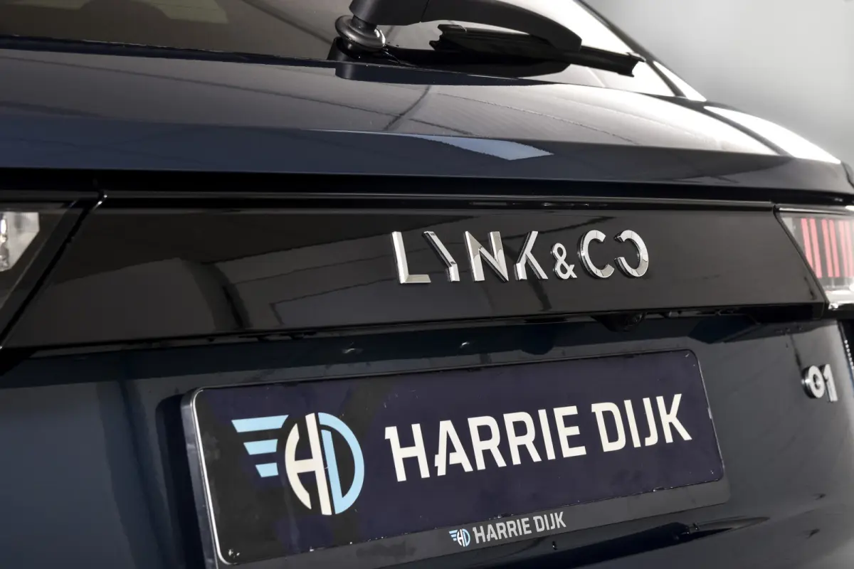 1.5 PHEV 261PK MY22 | 360 Camera | 7 .4 kWh Boordlader | S/K-panodak | Adapt. Cruise | Memory | Elek. klep | LM 20" | 2911