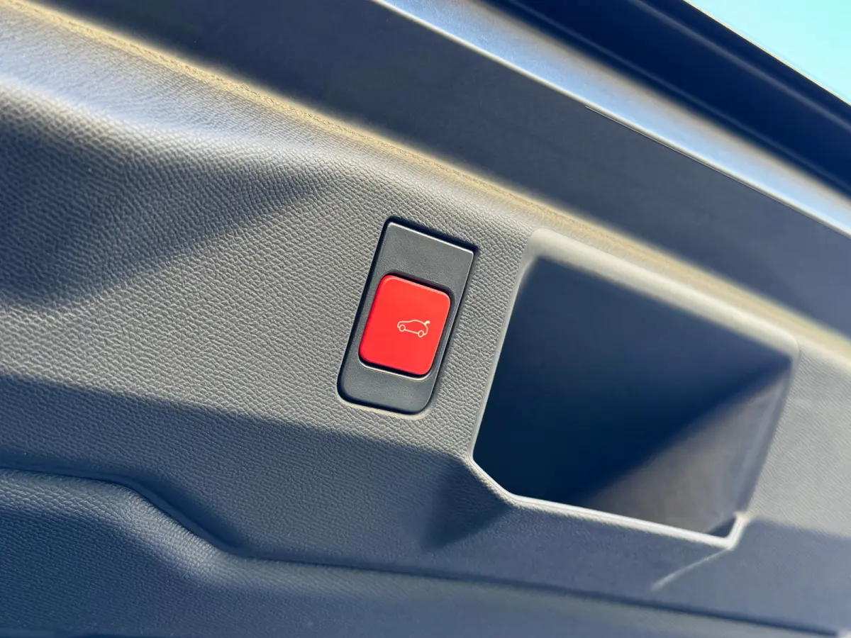 GT | Apple Carplay & Android auto | Panorama-dak | Alcantara bekleding | Navigatie | 7 Persoons | | 19'' lichtmetalen velgen LULEA | 360° Vision & Drive Assist Plus Pack | Adaptieve Grootli