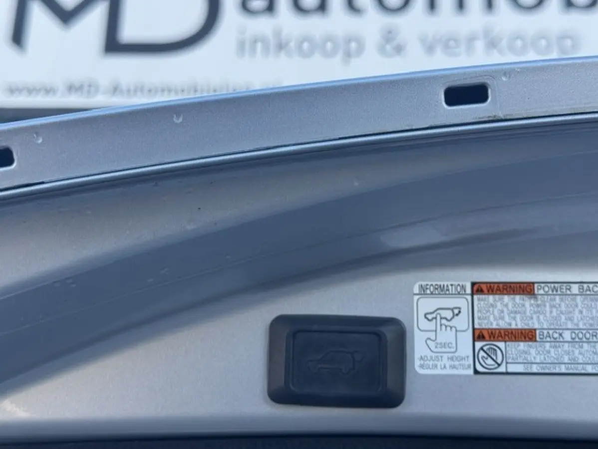 2.5 Hybrid Style -Dealer onderhouden-LED-Keyless-Perfect onderhouden - Volledige historie - Stoelverwarming