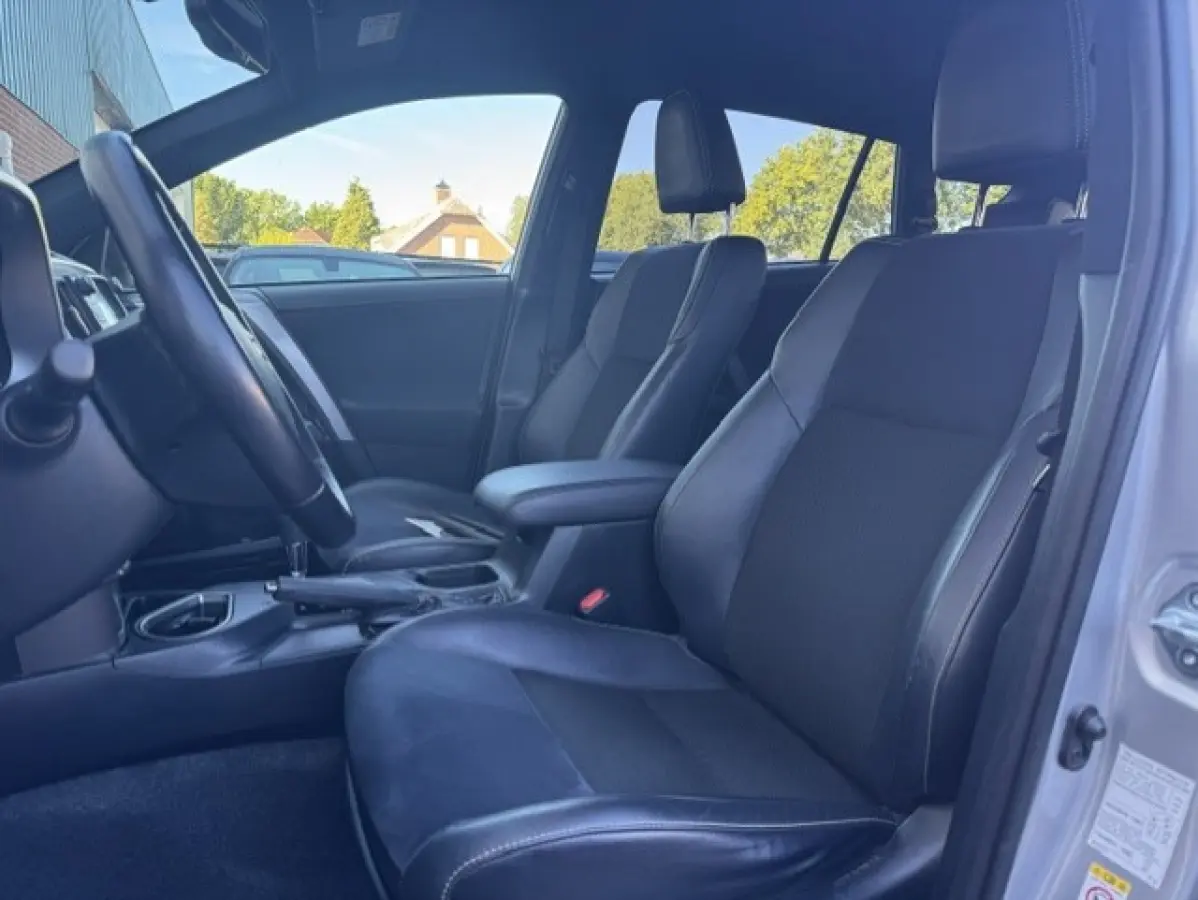 2.5 Hybrid Style -Dealer onderhouden-LED-Keyless-Perfect onderhouden - Volledige historie - Stoelverwarming