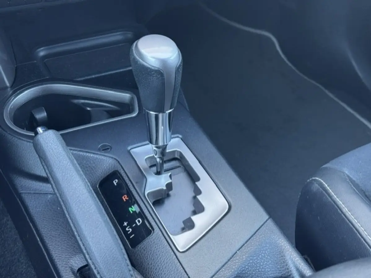2.5 Hybrid Style -Dealer onderhouden-LED-Keyless-Perfect onderhouden - Volledige historie - Stoelverwarming