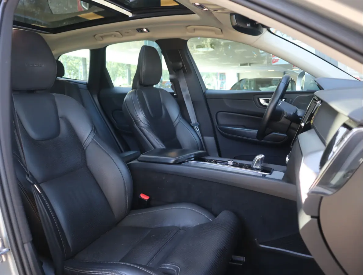 2.0 T8 Twin Engine AWD Inscription Navi / Carplay / Luchtvering / Blis / Trekh / Camera /Leder / Stoelkoeling-verwarming / Head-up /  SOH 94.48%