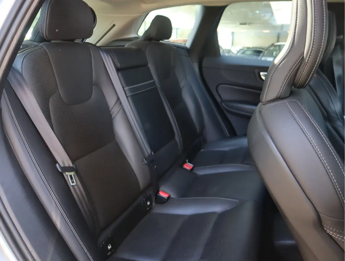 2.0 T8 Twin Engine AWD Inscription Navi / Carplay / Luchtvering / Blis / Trekh / Camera /Leder / Stoelkoeling-verwarming / Head-up /  SOH 94.48%