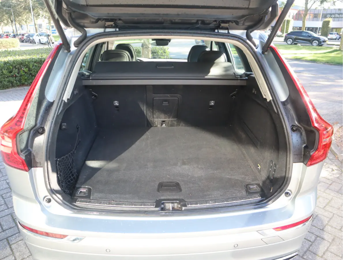 2.0 T8 Twin Engine AWD Inscription Navi / Carplay / Luchtvering / Blis / Trekh / Camera /Leder / Stoelkoeling-verwarming / Head-up /  SOH 94.48%