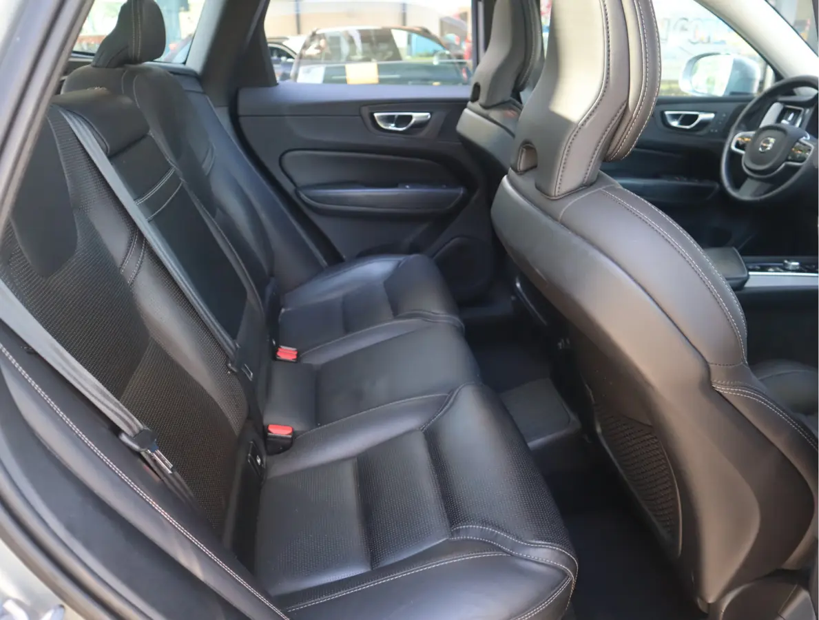 2.0 T8 Twin Engine AWD Inscription Navi / Carplay / Luchtvering / Blis / Trekh / Camera /Leder / Stoelkoeling-verwarming / Head-up /  SOH 94.48%